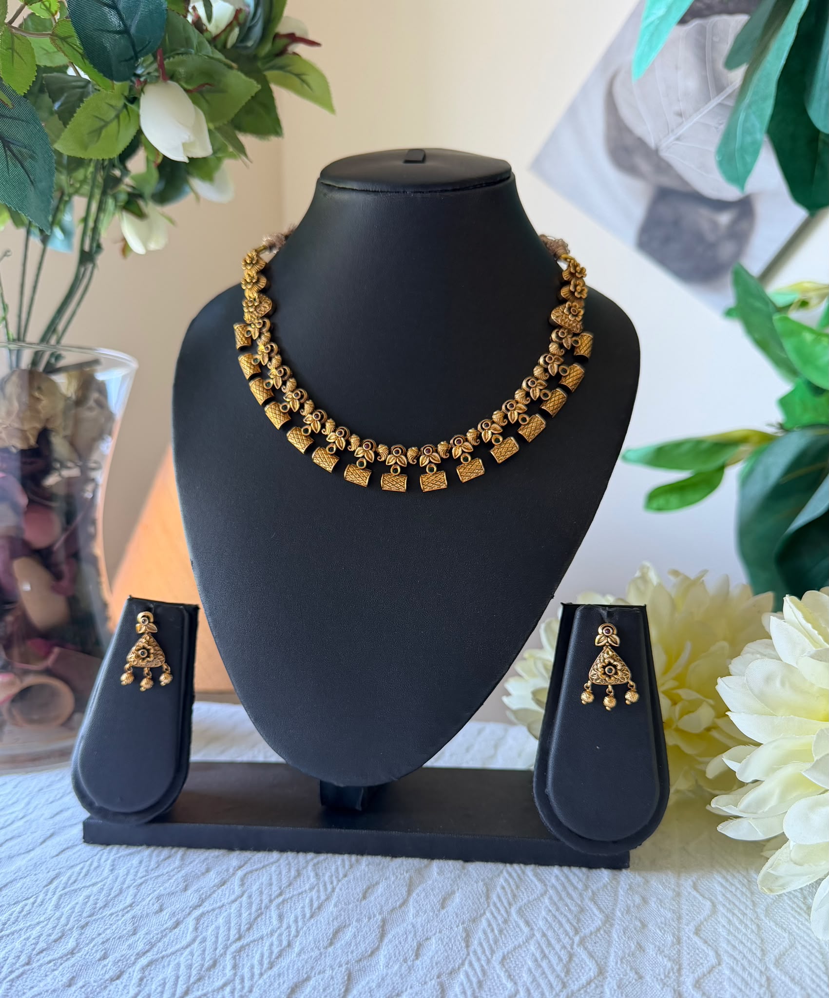 Antique gold floral necklace and earring set